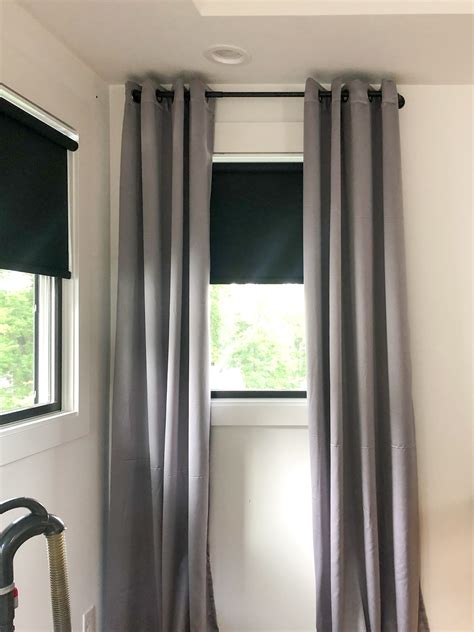 installing window curtain rods